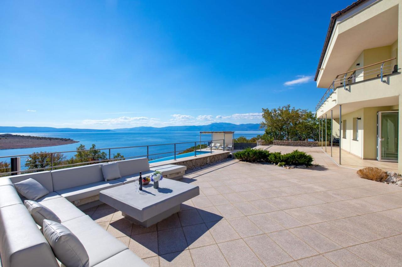 Luxury Villa Ostro With Pool & Krk Bridge View Kraljevica Esterno foto