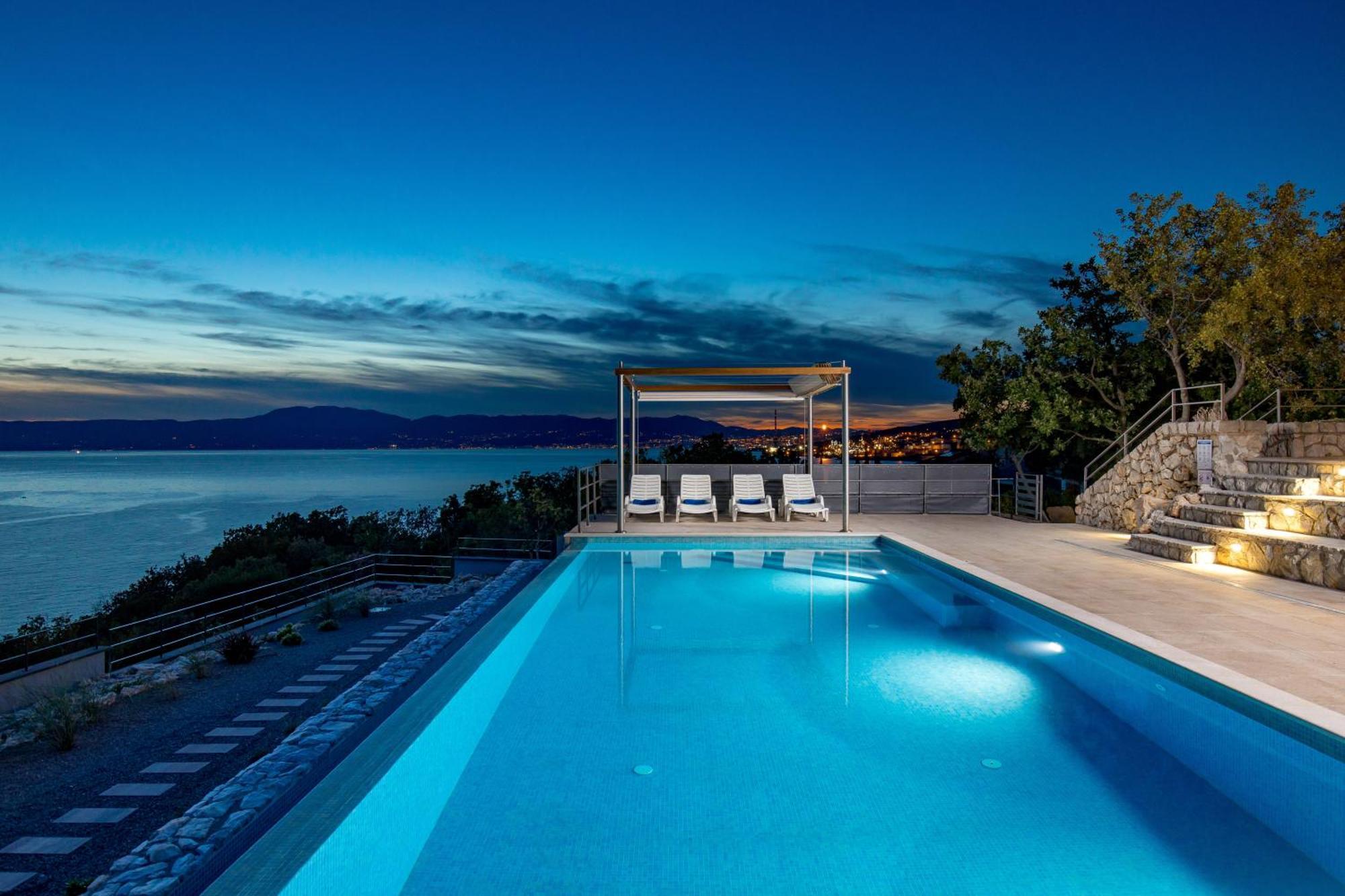 Luxury Villa Ostro With Pool & Krk Bridge View Kraljevica Esterno foto