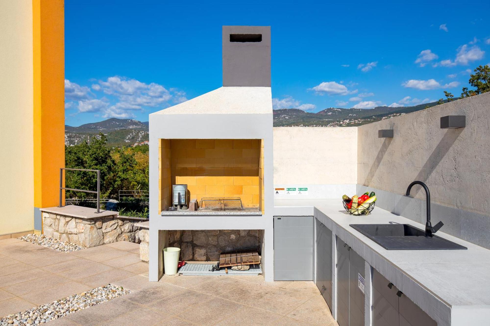 Luxury Villa Ostro With Pool & Krk Bridge View Kraljevica Esterno foto