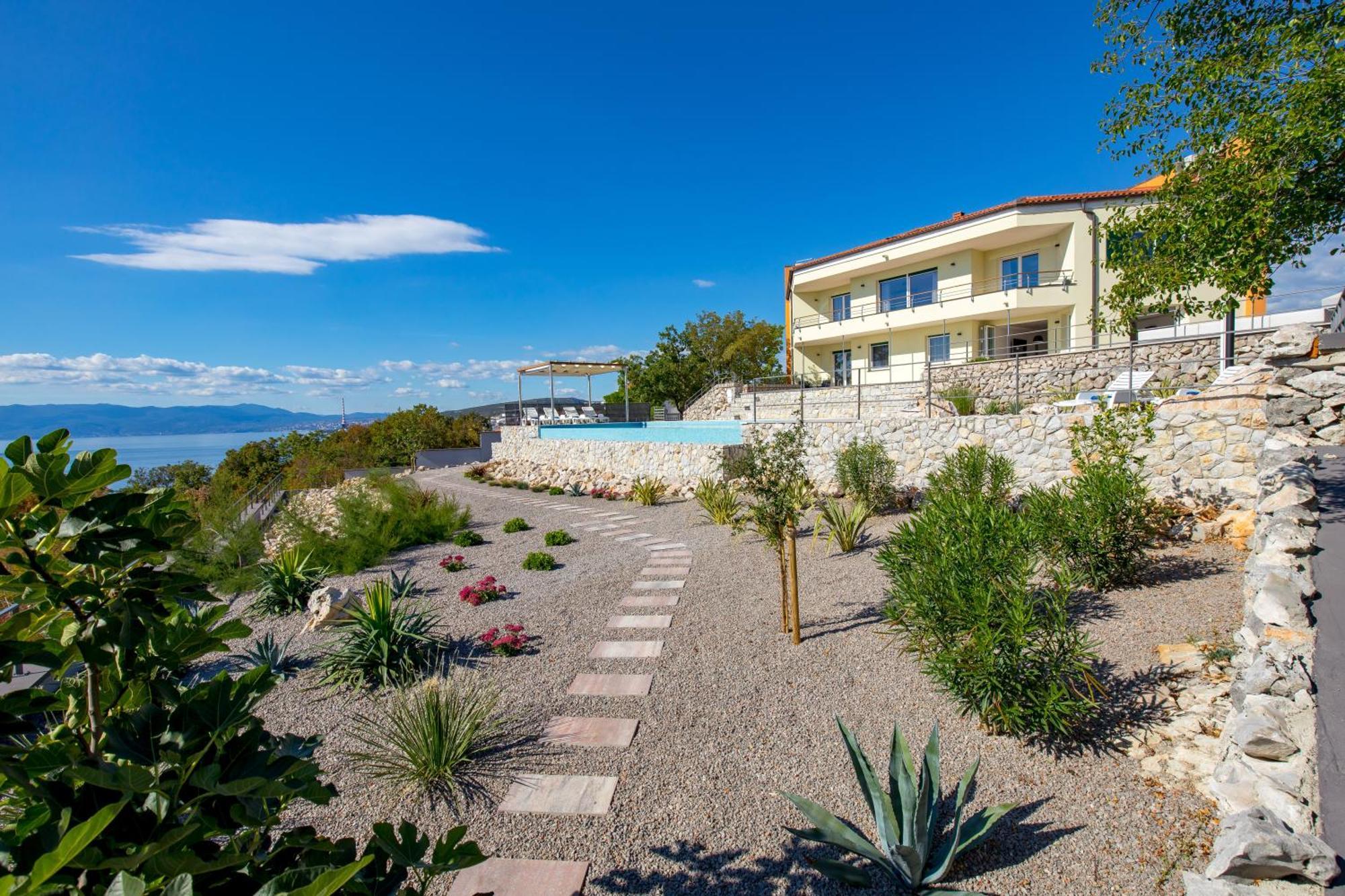 Luxury Villa Ostro With Pool & Krk Bridge View Kraljevica Esterno foto