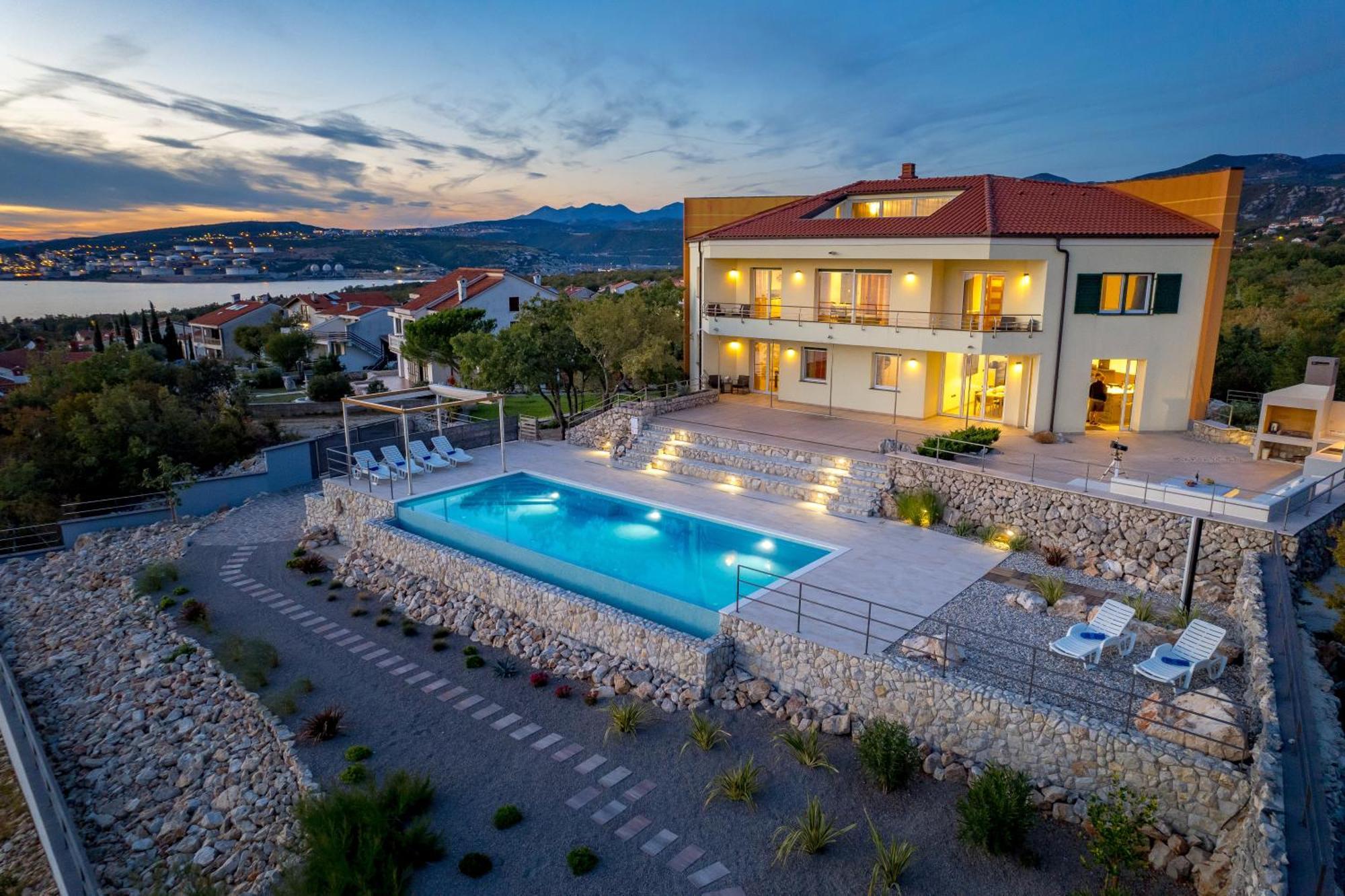 Luxury Villa Ostro With Pool & Krk Bridge View Kraljevica Esterno foto
